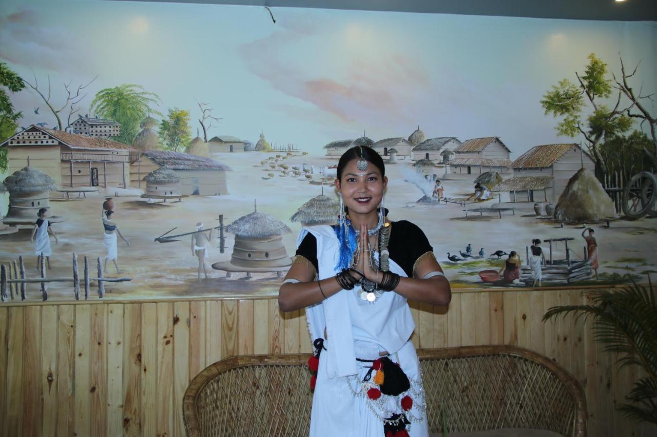 Hotel Happy Home Chitwan Eksteriør bilde